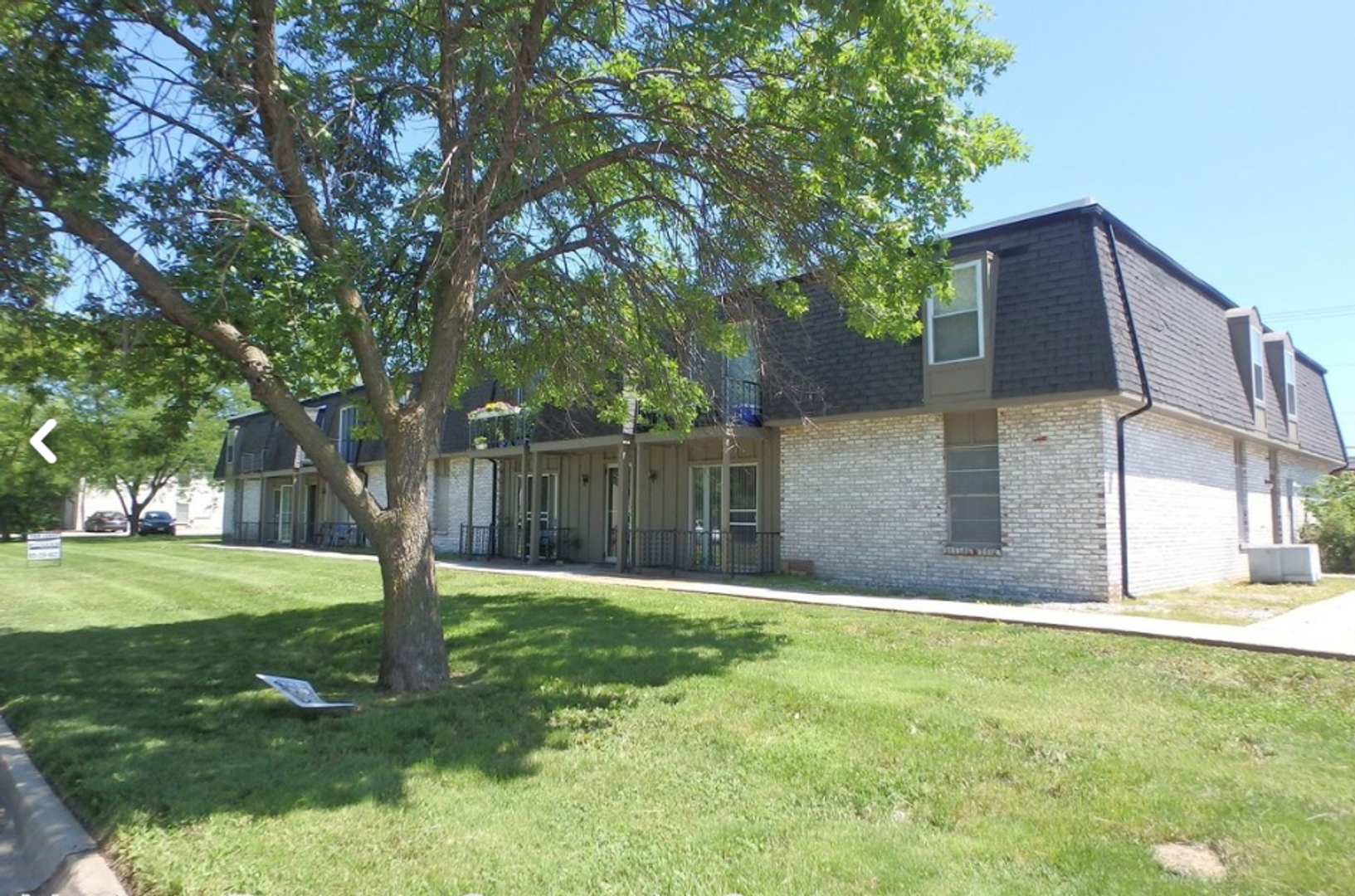 Columbia Apartment: Sieville 108 - Unit 111