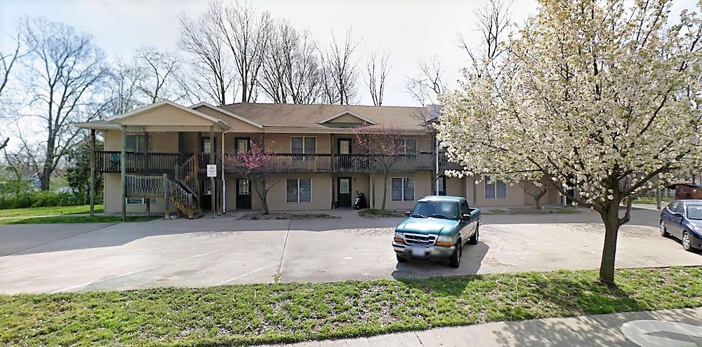 Columbia Apartment: 1602 Paris Rd.