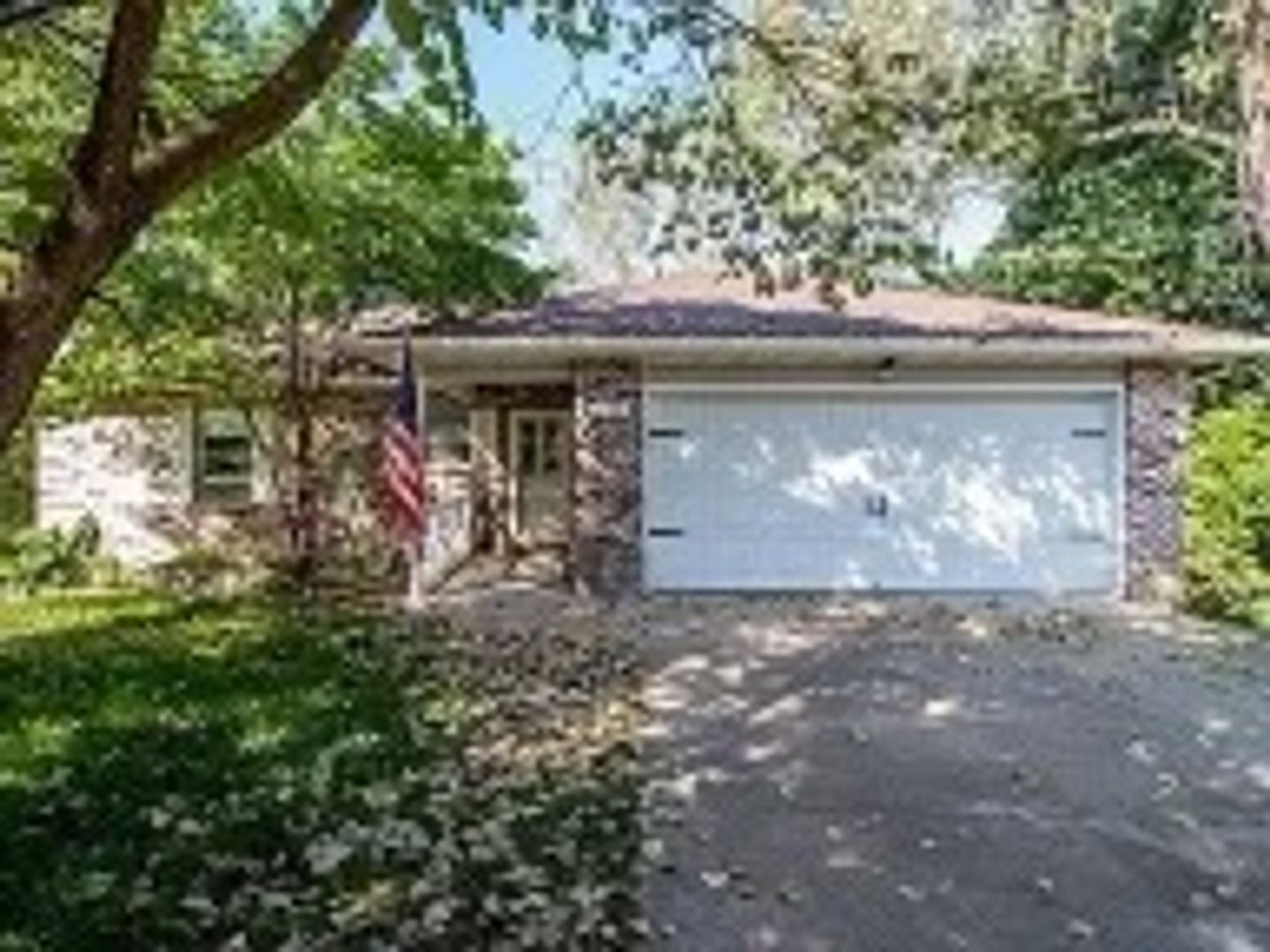 Columbia House: 2300 Hastings Ct.