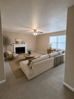 The Greens Apartments - 1 bedroom in South Kansas City – photo 1