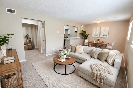 Edgewood Apartments - Standard 2 bedroom – photo 1