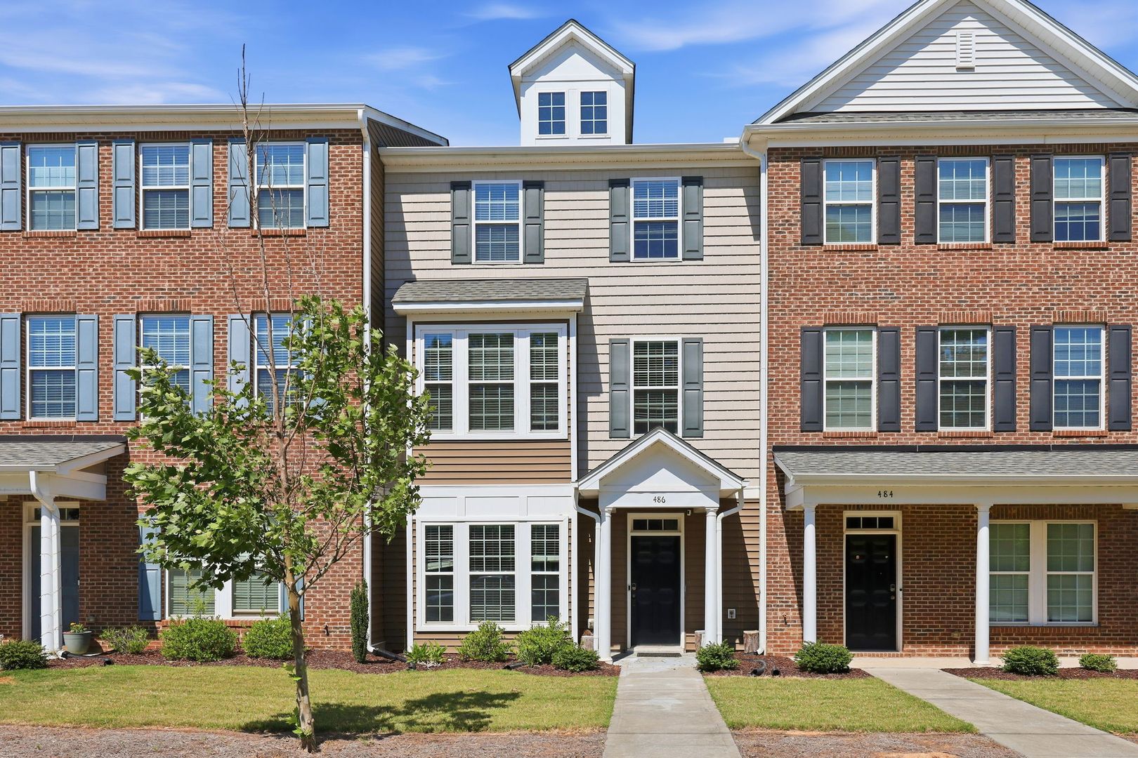 Morrisville House: 486 Church Street