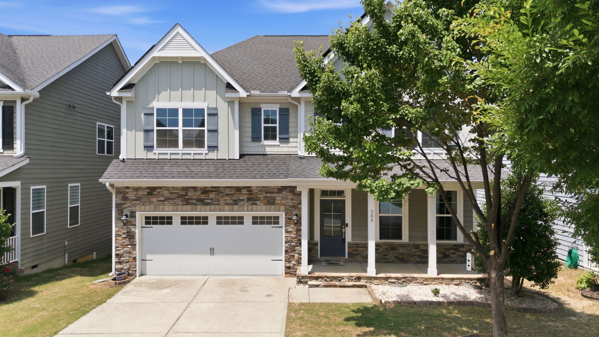 Holly Springs House: 304 Atwood Dr