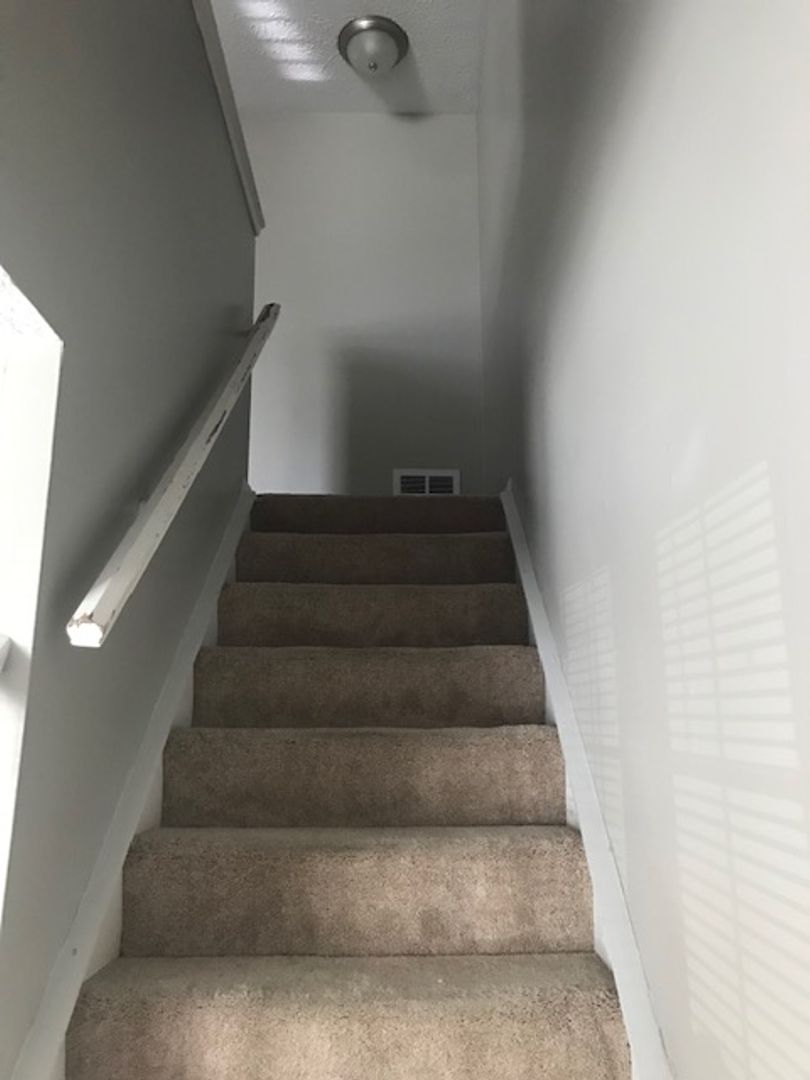 Charlotte House: 7622 Holly Grove Ct