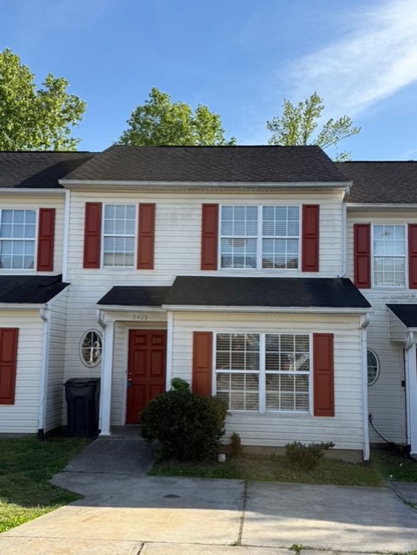 Charlotte House: 5405 Esther Ln