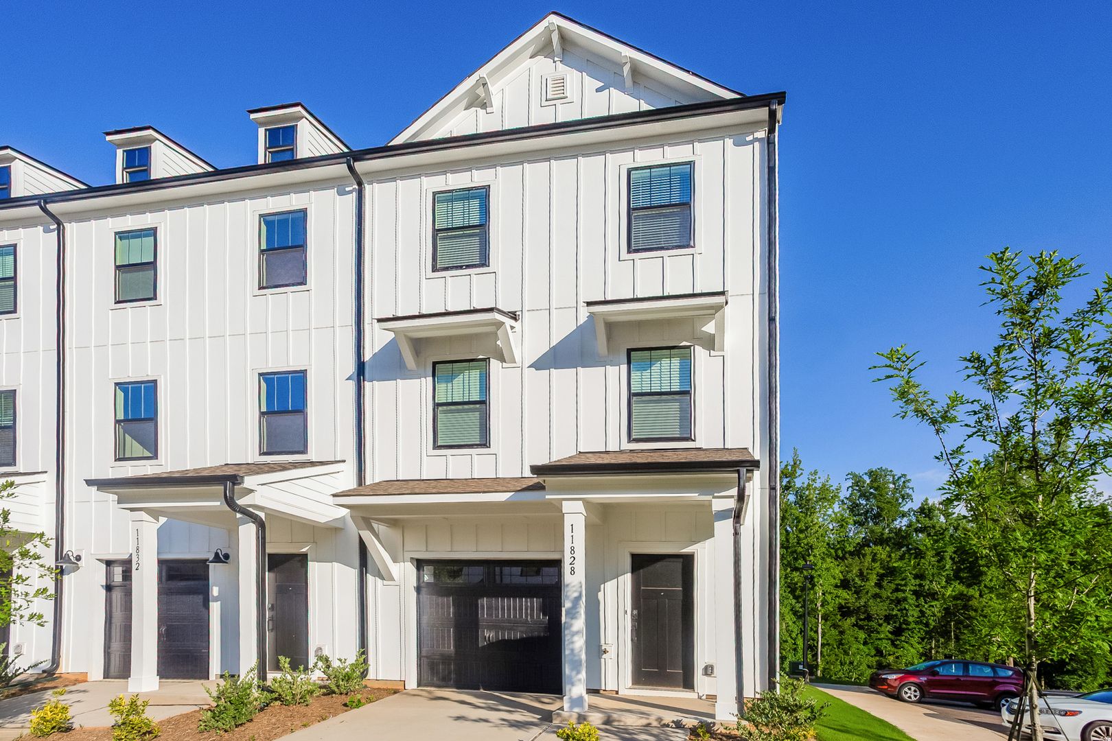 Charlotte House: 11828 Avocet St