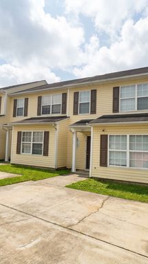 3 Bed 3 Bath Rental at 5427 Eneida Sue Dr, Charlotte, NC – photo 1