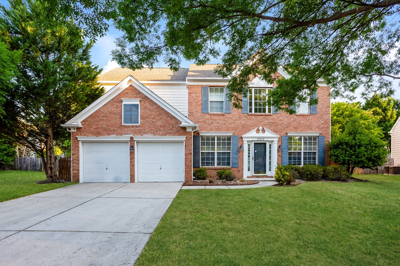 Charlotte House: 10313 Scotch Pine Circle