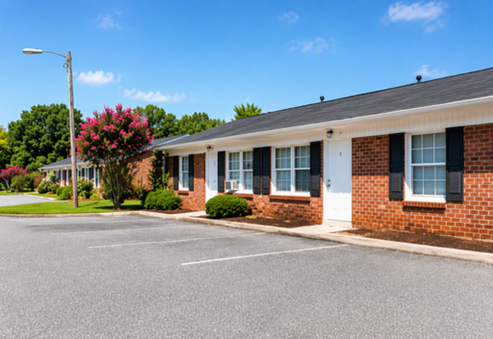 Gastonia Apartment: S. Weldon St. and King St