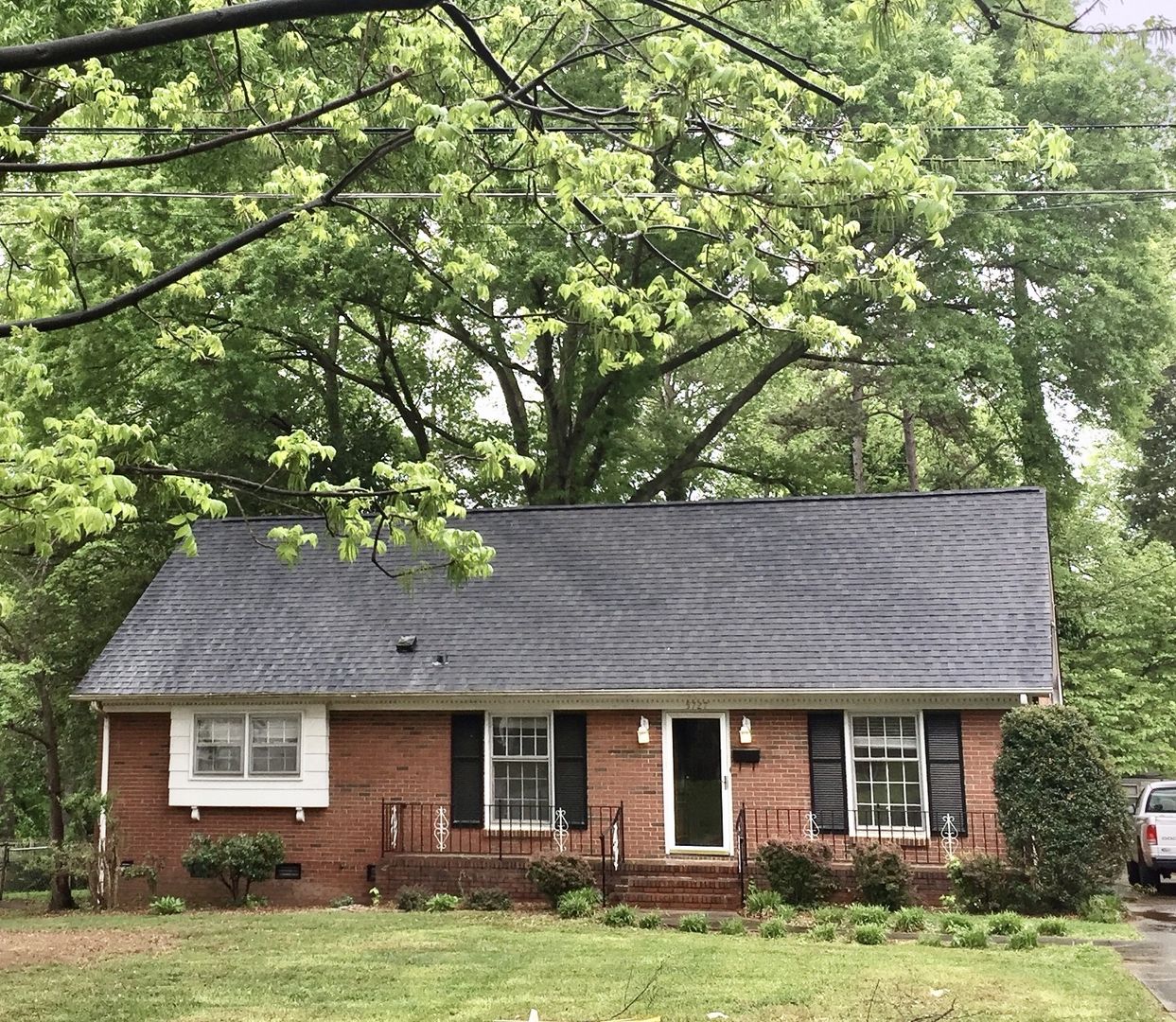 Charlotte House: 5727 Ruth Dr