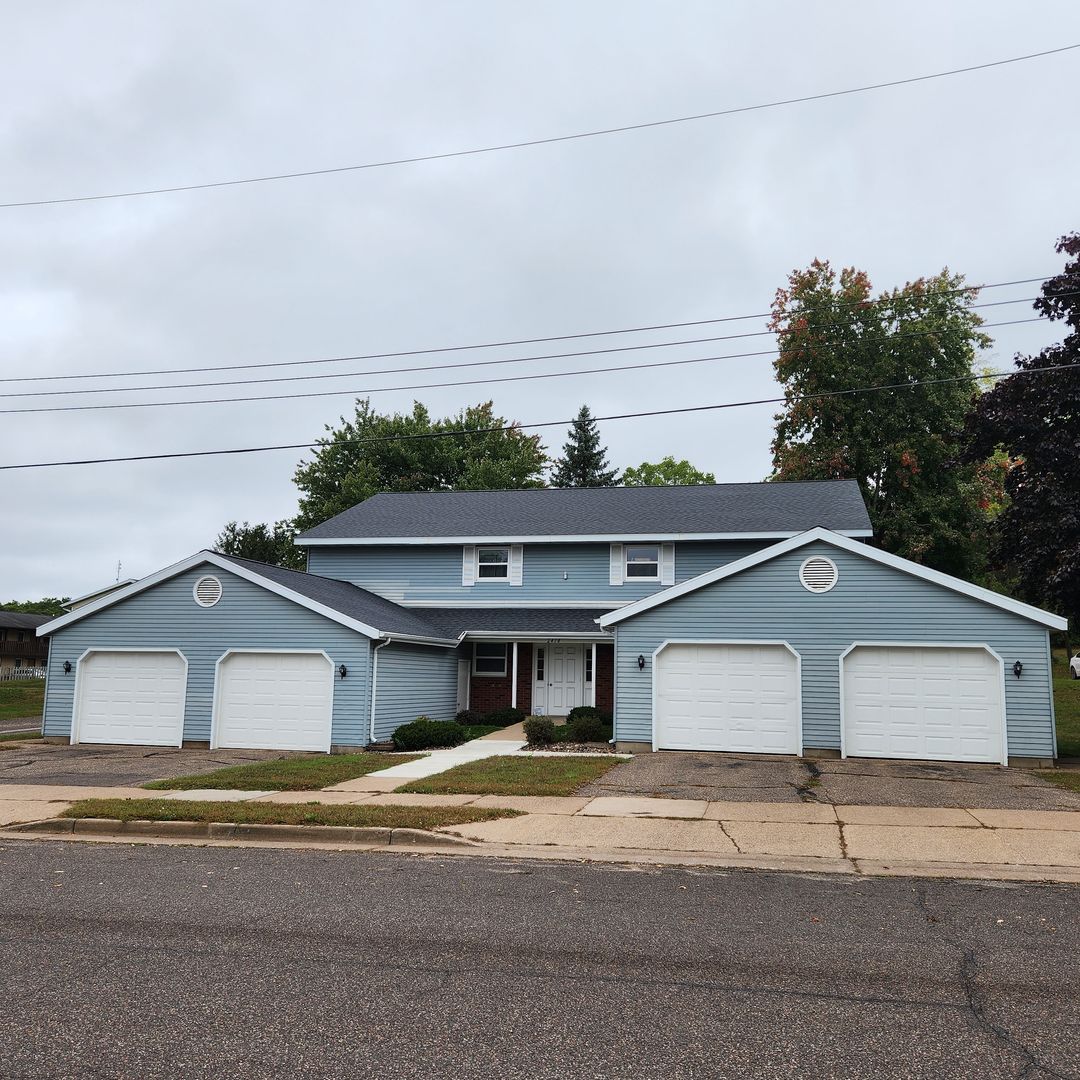 Eau Claire Apartment: 2408 Sessions St.