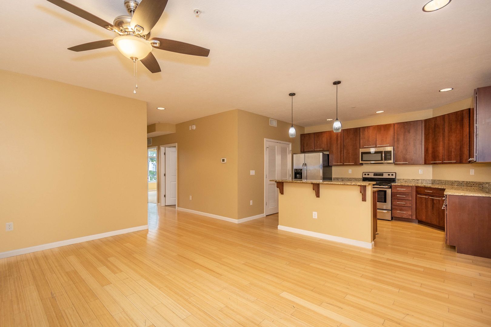 Bloomington Apartment: 422 East Kirkwood Avenue