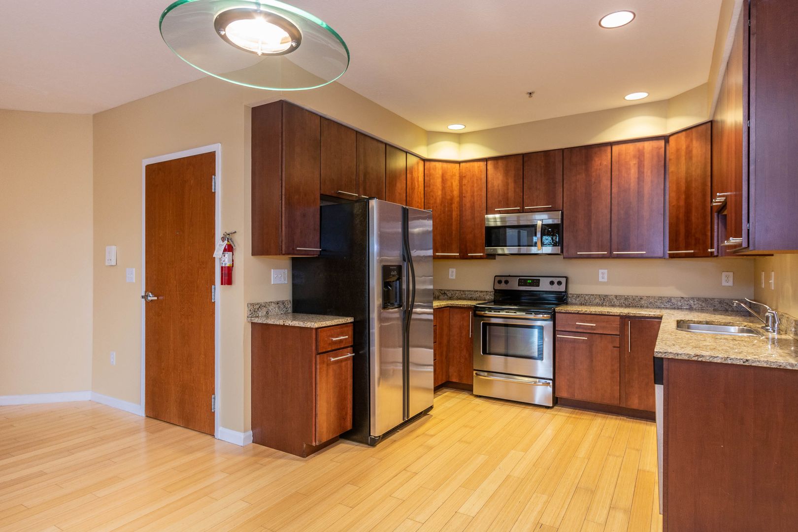 Bloomington Apartment: 422 East Kirkwood Avenue