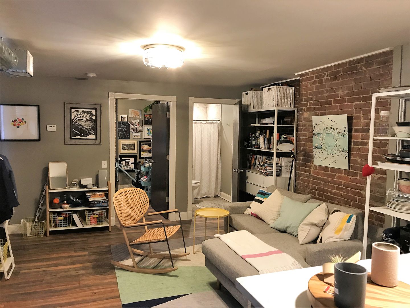 Pittsburgh Apartment: 4741 Butler St