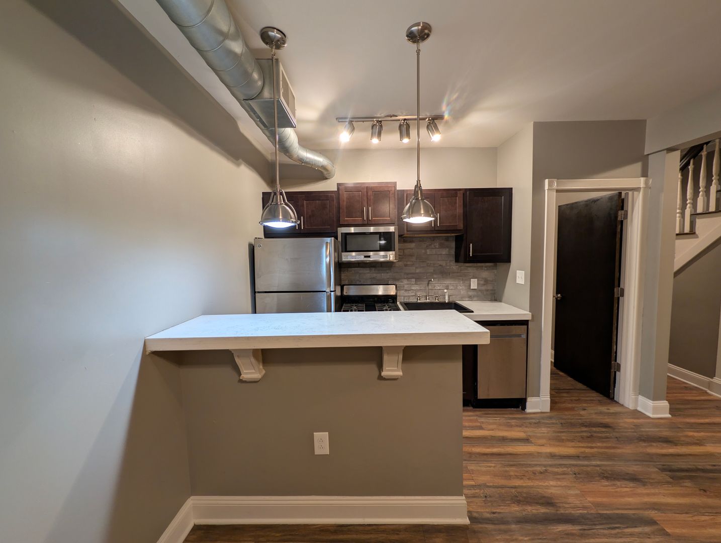 Pittsburgh Apartment: 5737 Kentucky