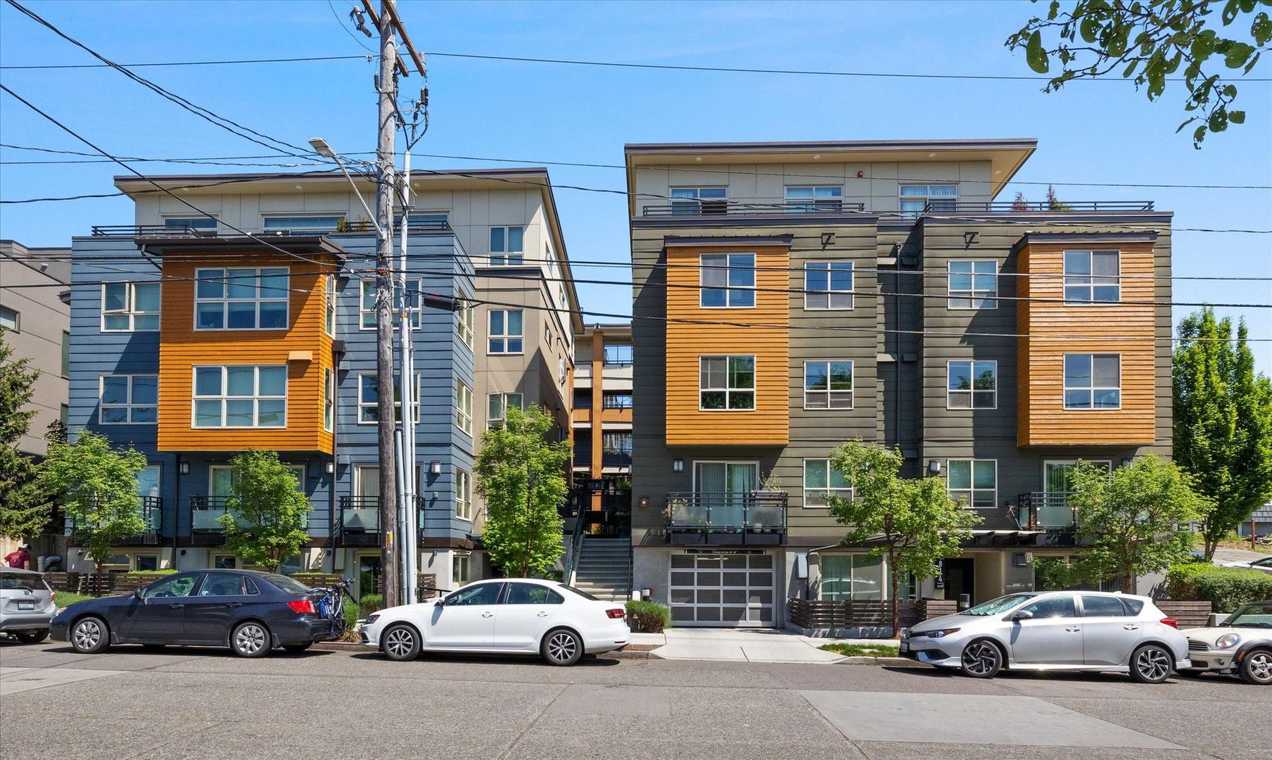 Seattle Apartment: 1814 12th Ave S