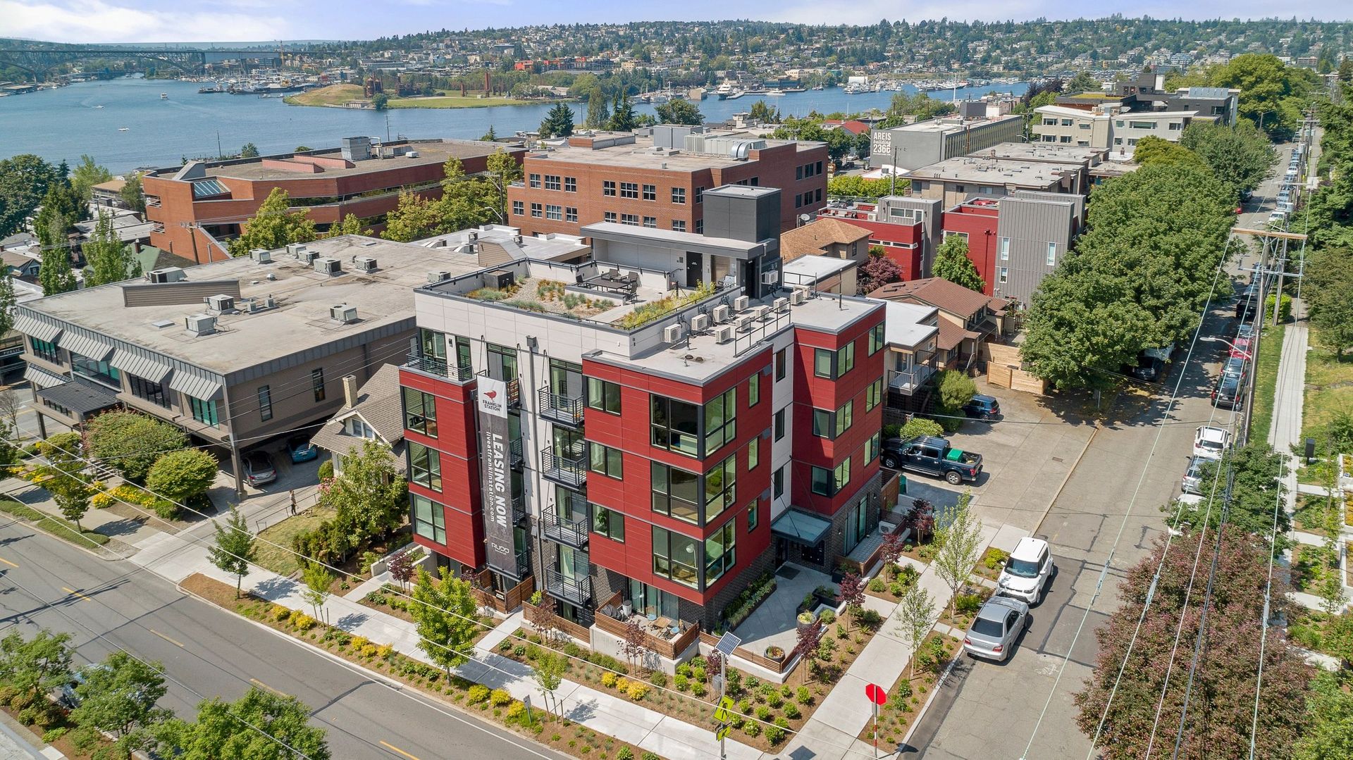 Seattle Apartment: 2303 Franklin Ave E