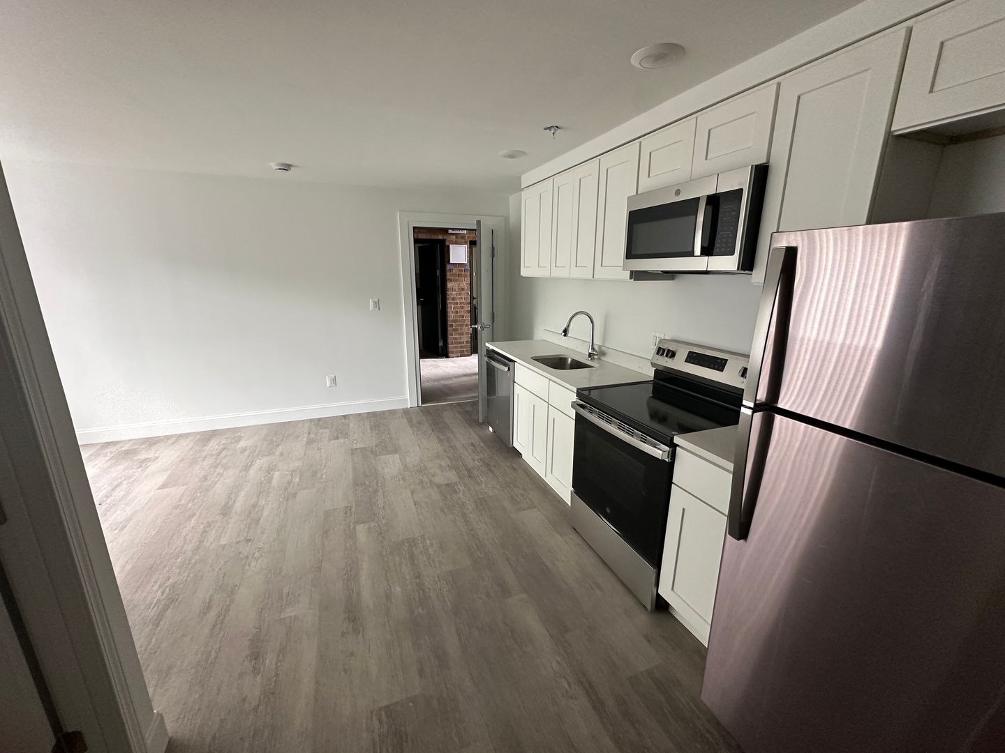 Washington Apartment: 313-15 Anacostia Rd SE