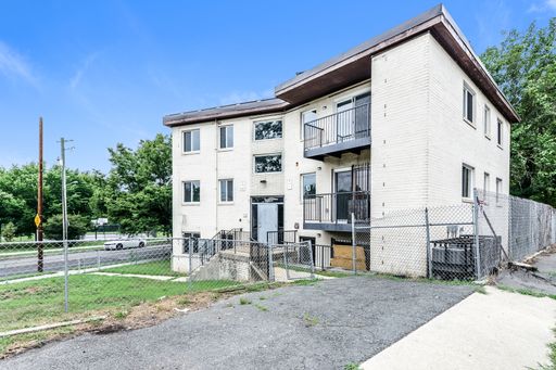 Welcome Home to 4016 Livingston St SE – photo 1