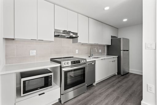 Charming Community on 14th Street NW! – photo 1