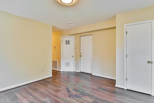 Come Home to Buena Vista 3 Bedroom Apartment in SE Washington DC – photo 1
