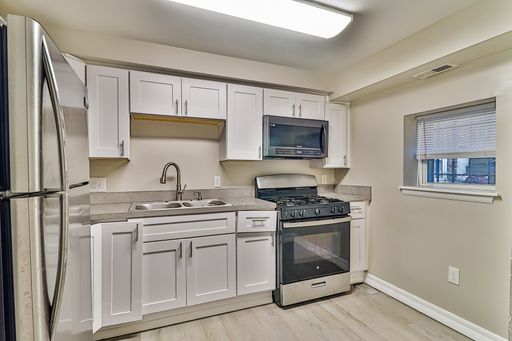 Welcome to comfortable city living in the heart of Washington, DC! – photo 1