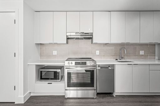 Charming Community on 14th Street NW! – photo 1