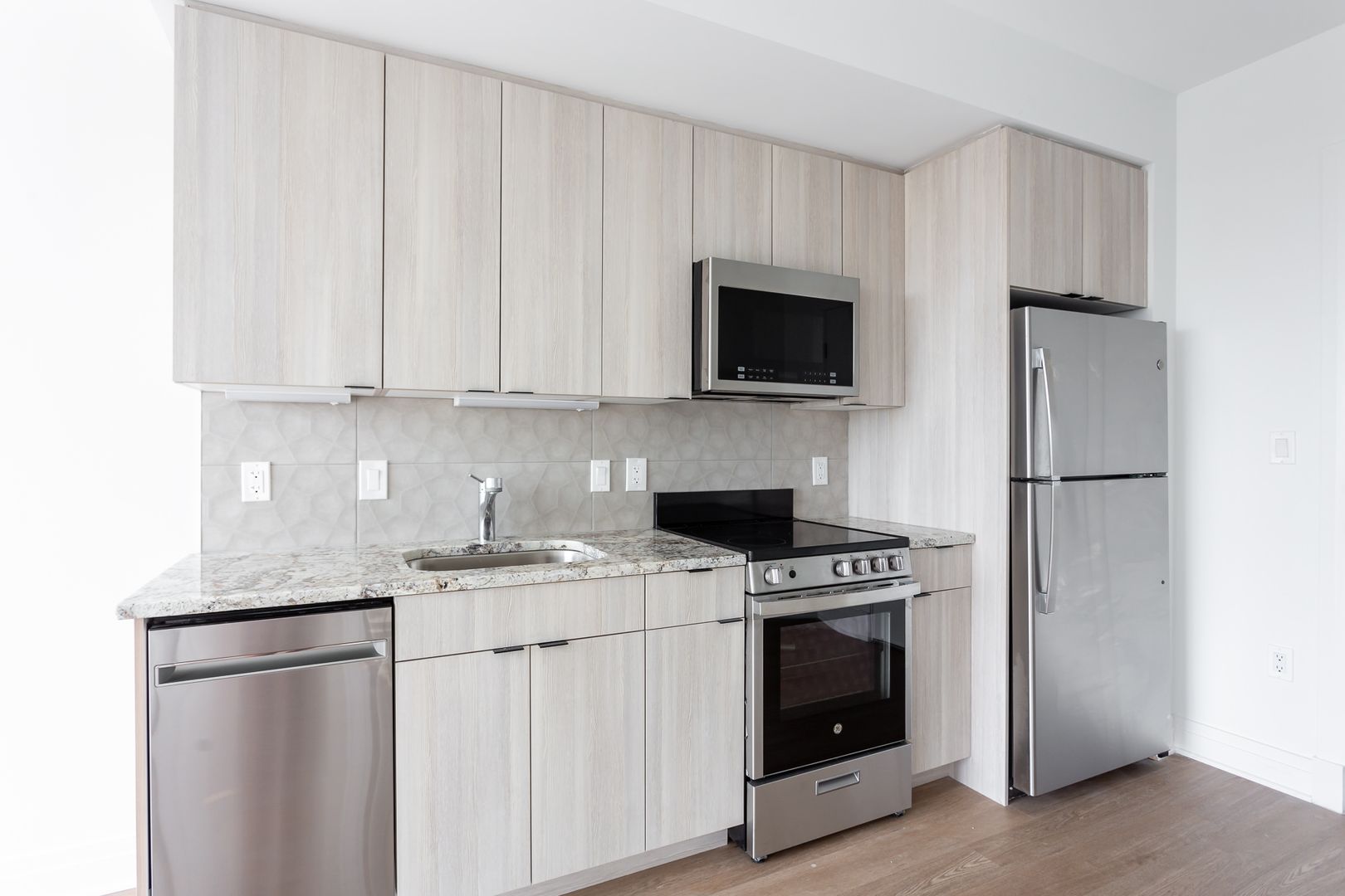 Washington Apartment: 5816 Georgia Avenue NW