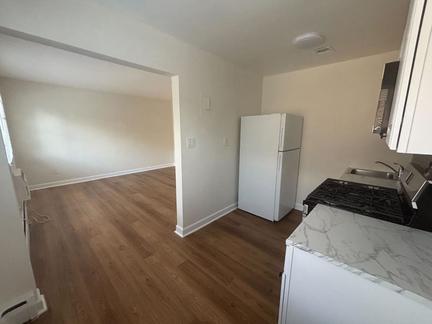 Washington Apartment: 1714 Summit Pl NW