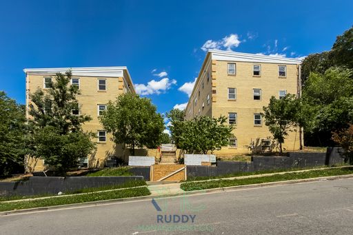 Get the space you deserve: Now leasing on 3rd Street SE – photo 1