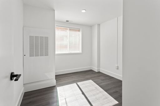 Charming Community on 14th Street NW! – photo 1