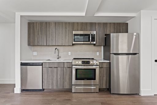 Discover Your Next Chapter at The Doreen — Utilities Included! – photo 1
