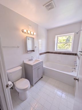 Get the space you deserve: Now leasing on 3rd Street SE – photo 1