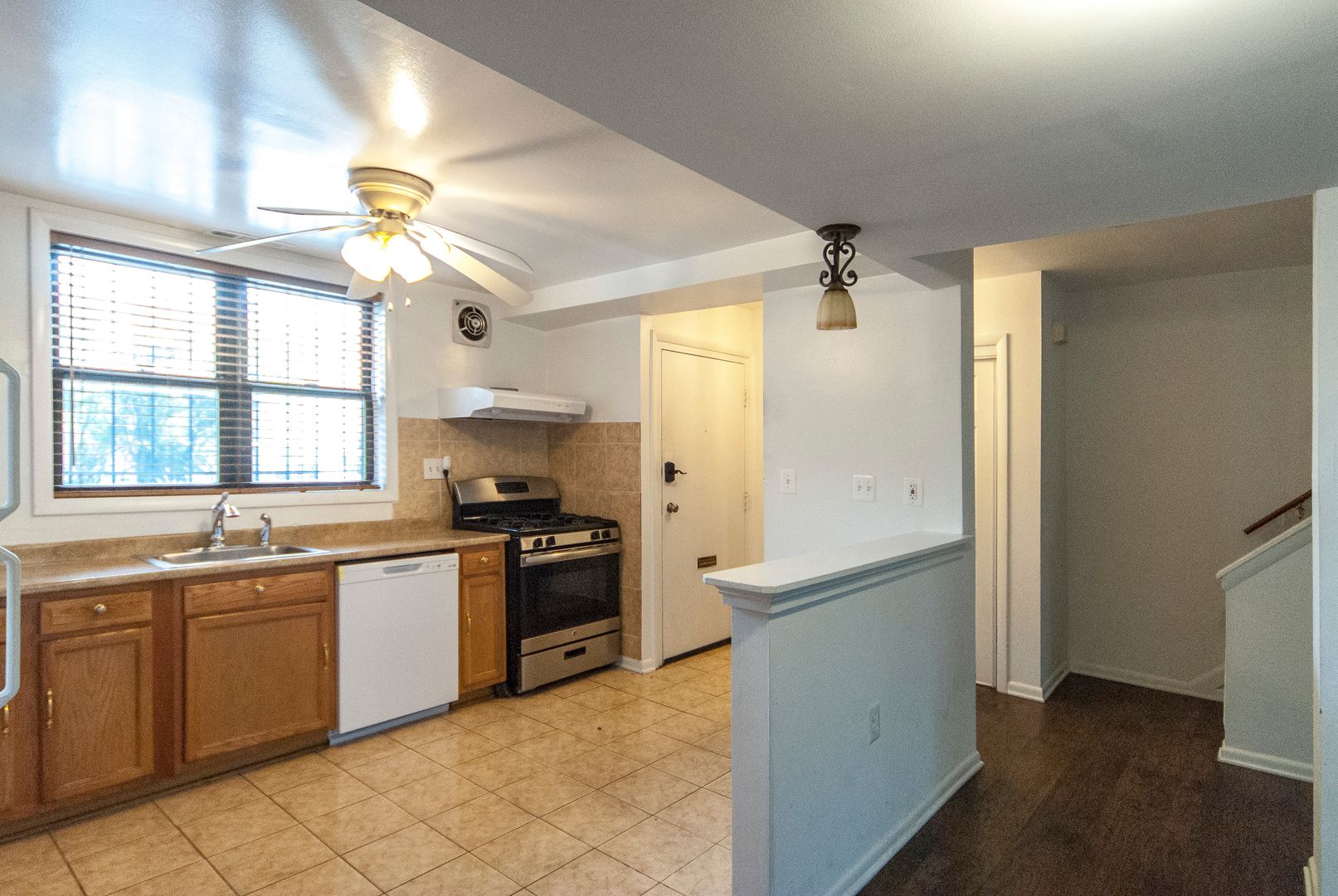 Washington Apartment: 1346 S Street NW