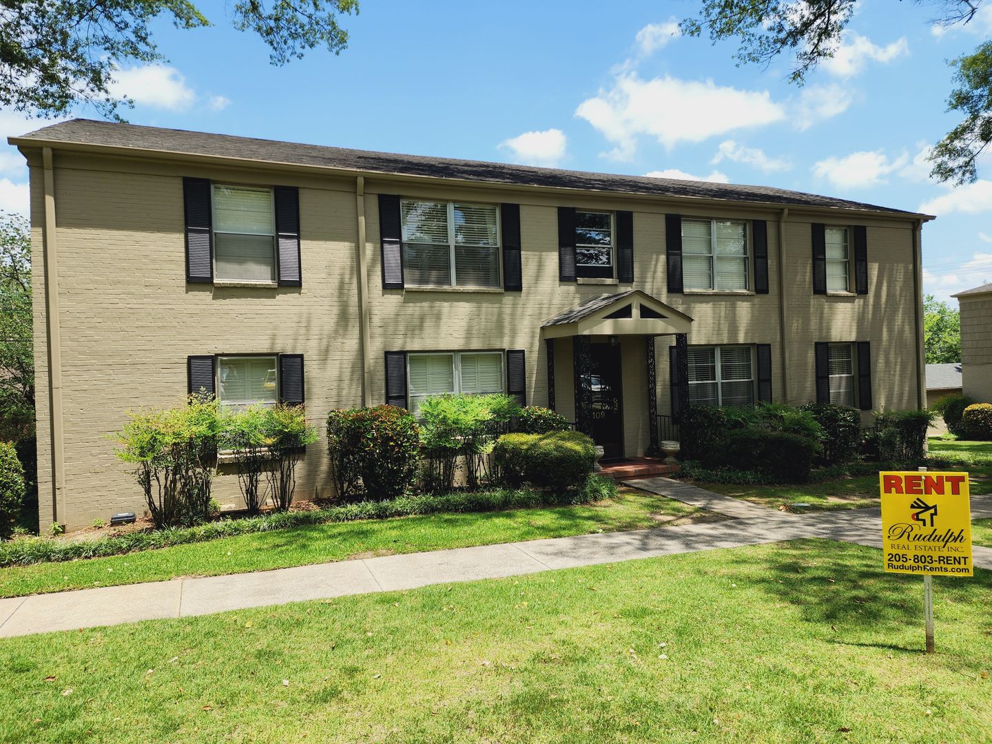 Birmingham Condo: 109-B Memory Ct.