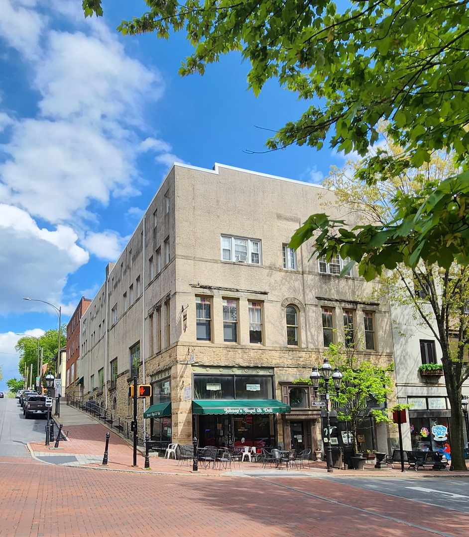 Bethlehem Apartment: 79 W. Market Street, Unit T