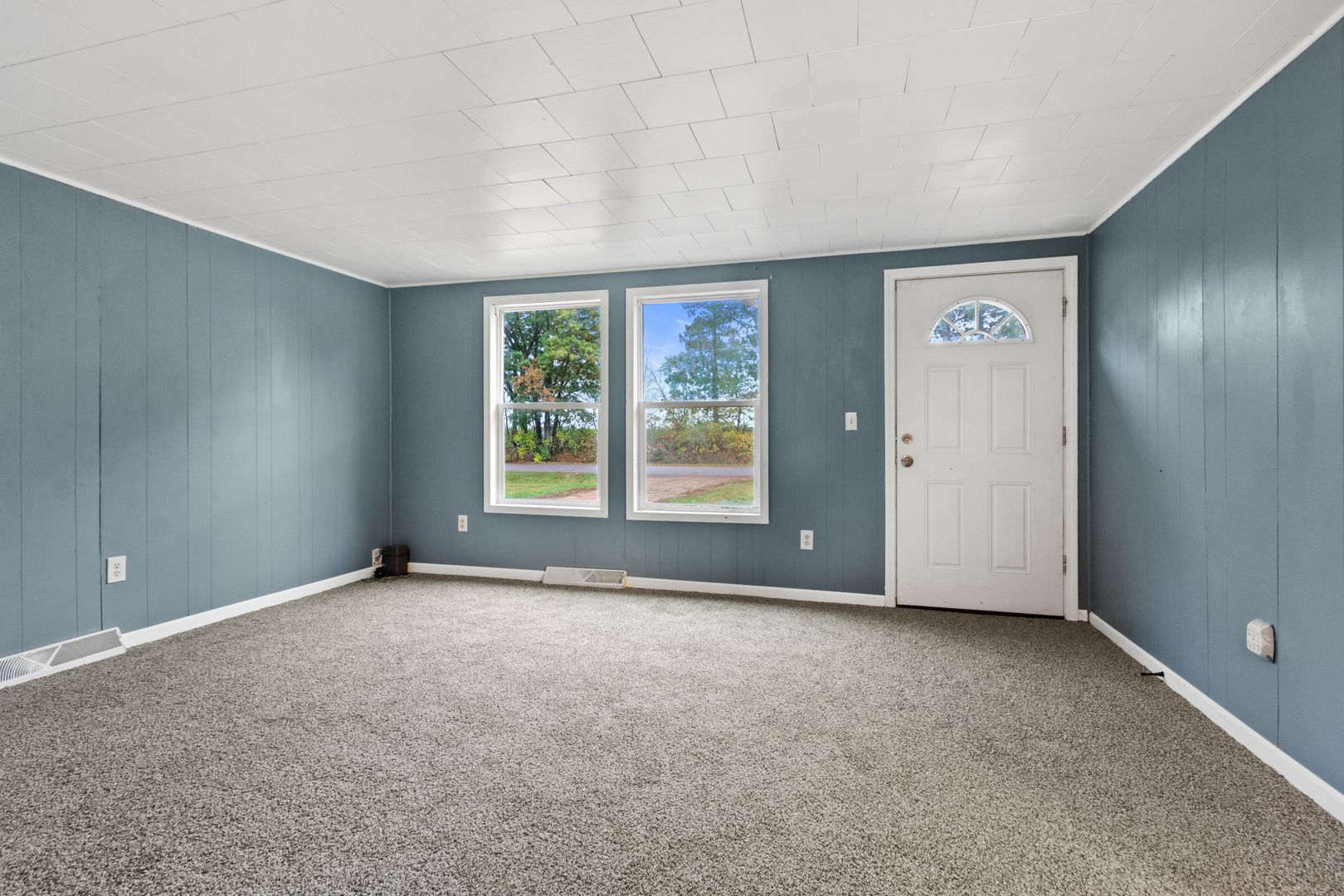 Nekoosa House: N16464 26th Ave