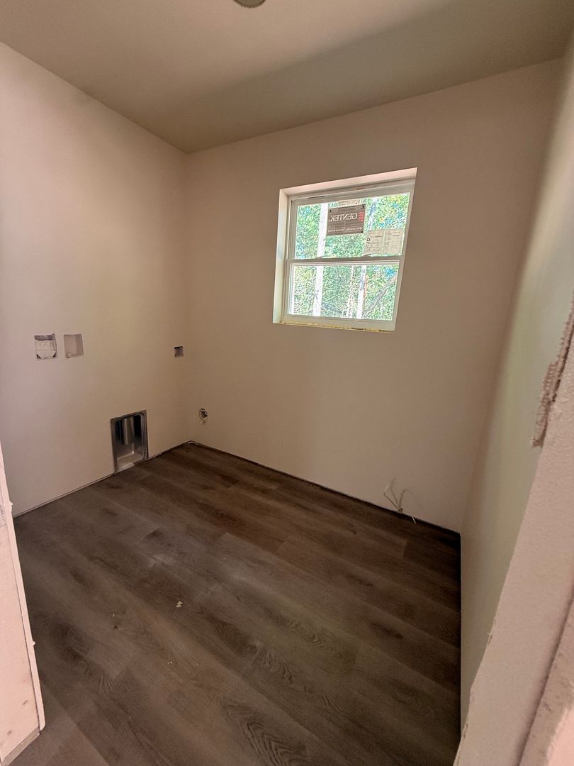 1340 24th Ave 3 of 8
