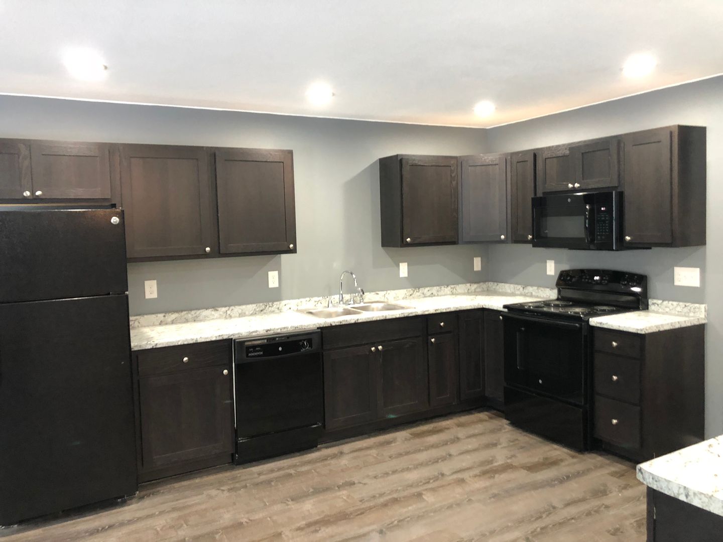 Marshfield Townhome: 2100 Shortess Drive