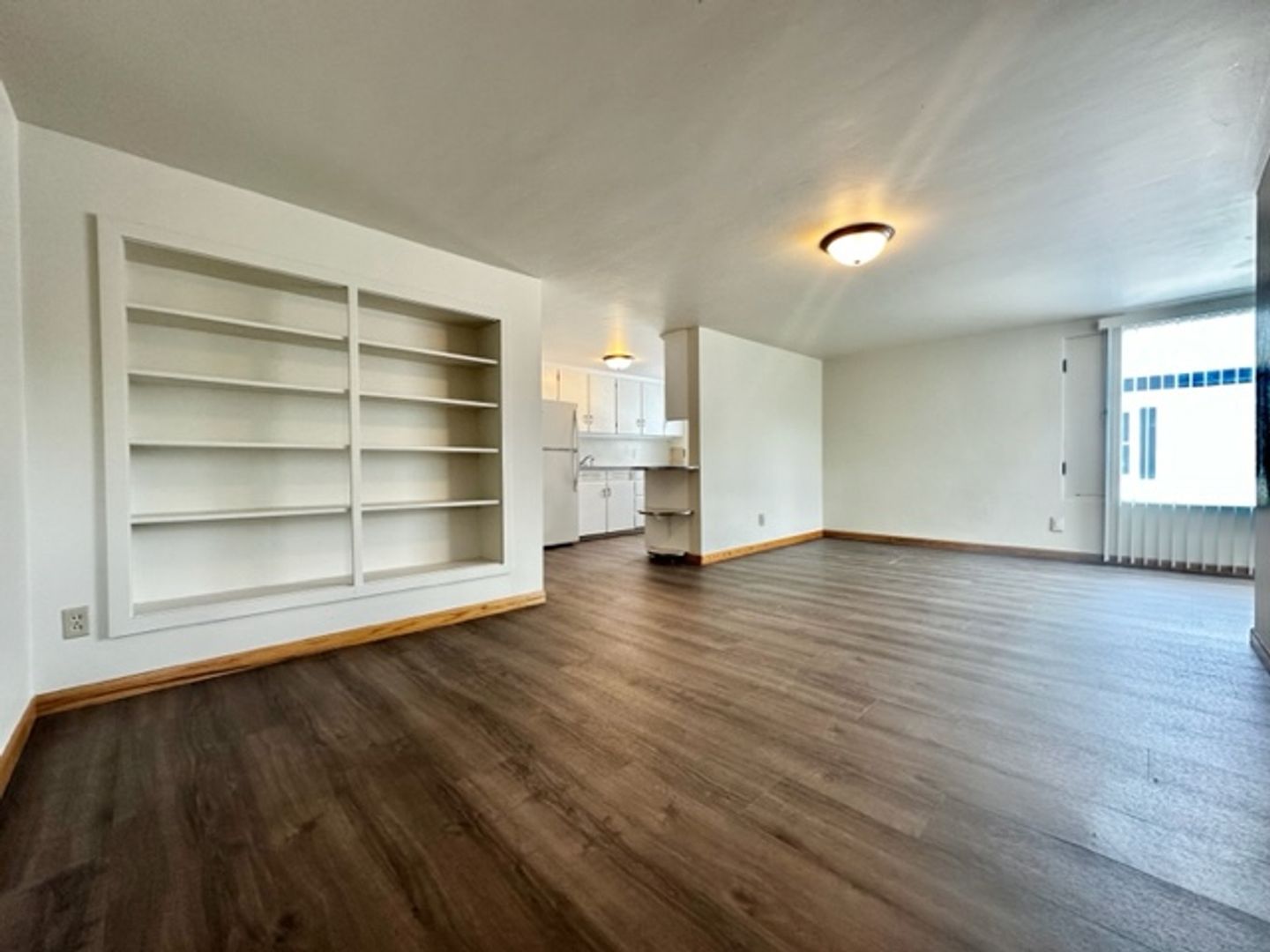 Shawano Apartment: 503 S Main St