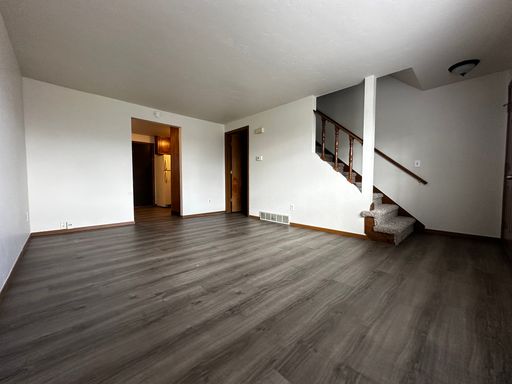 Charming 2 Bedroom 1 Bath Townhome - Available Now!