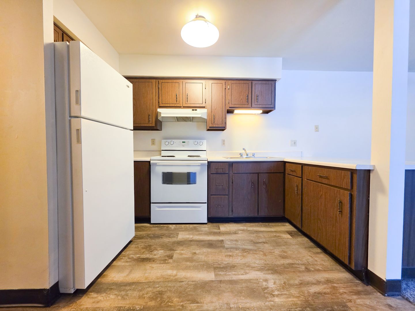 Marion Apartment: 101 Riverview Dr