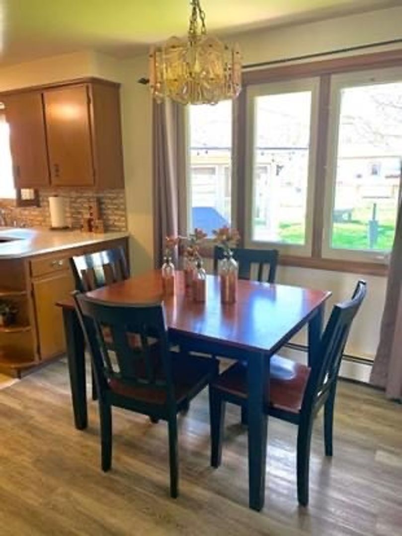 Green Bay Apartment: 1506 Beauchamp St