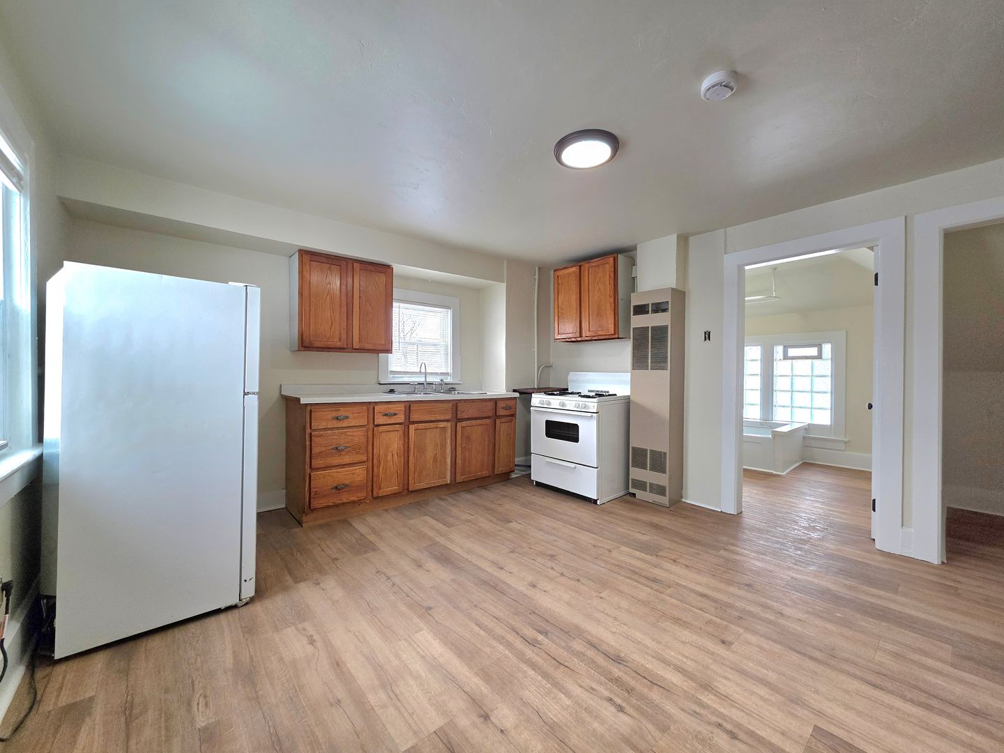 Green Bay Apartment: 1020-1022 Smith St