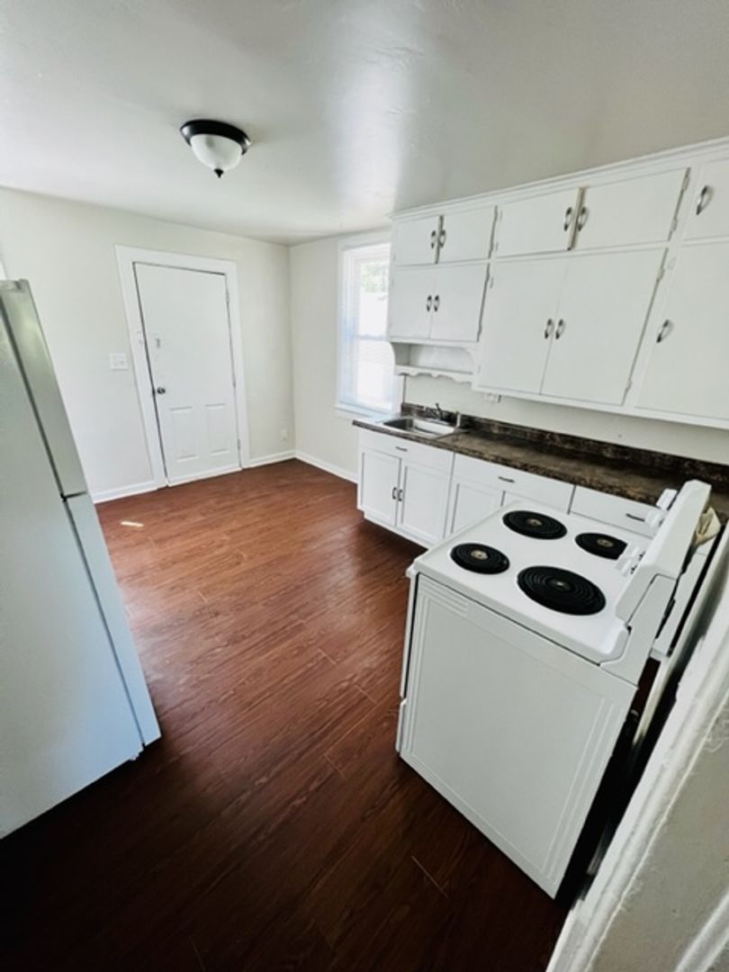 Green Bay Multiplex: 1440 Smith St