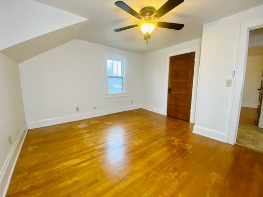 Spacious 2 Bedroom 1 Bath Upper Duplex Available Soon! – photo 1
