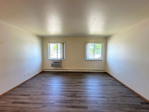 Spacious Studio Apartment in De Pere – $795/month!