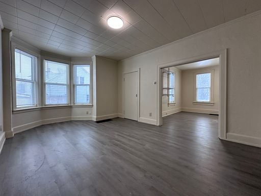 Recently Renovated 3 Bedroom 1 Bath Lower Duplex W/ Garage Parking!