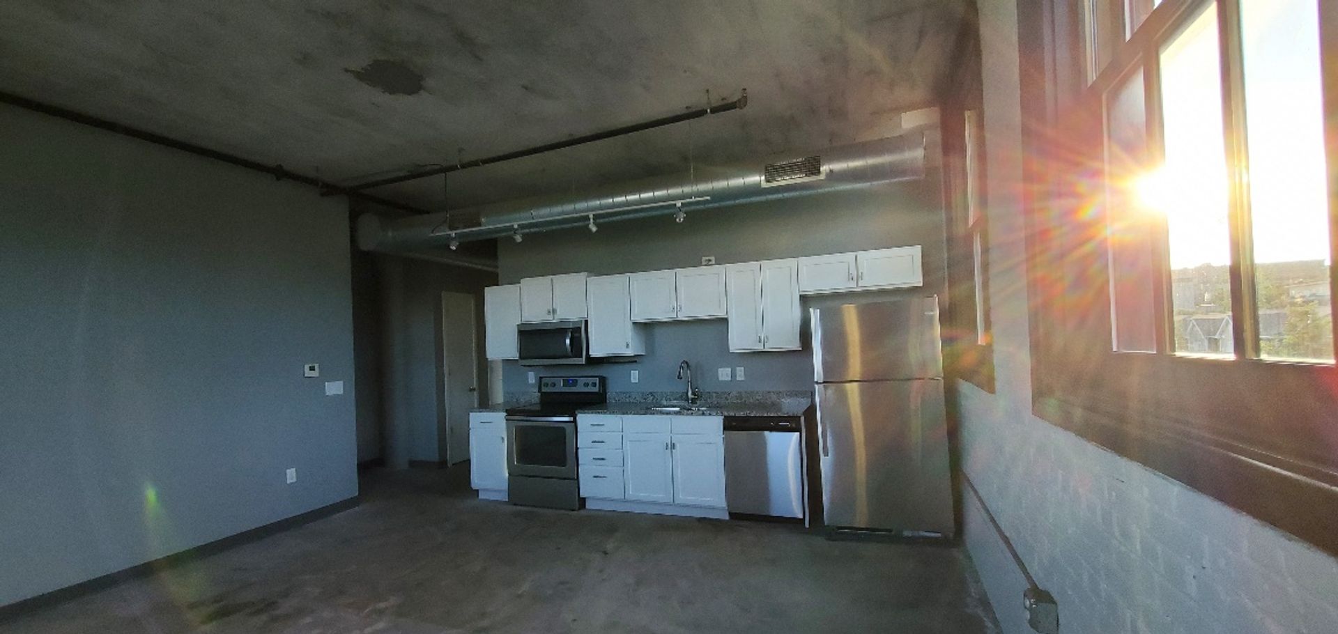 Davenport Apartment: Pershing Hill Lofts LLC