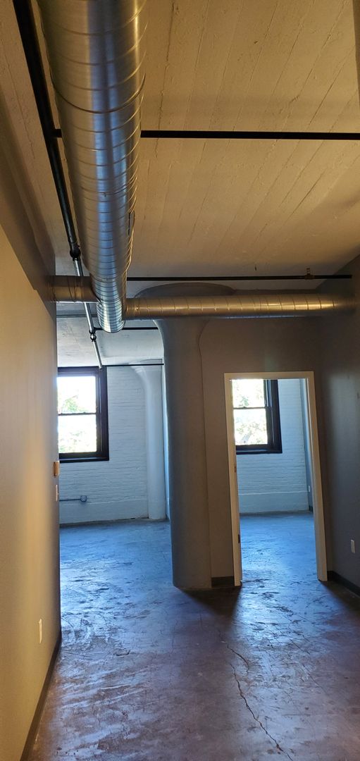 Davenport Apartment: Pershing Hill Lofts LLC